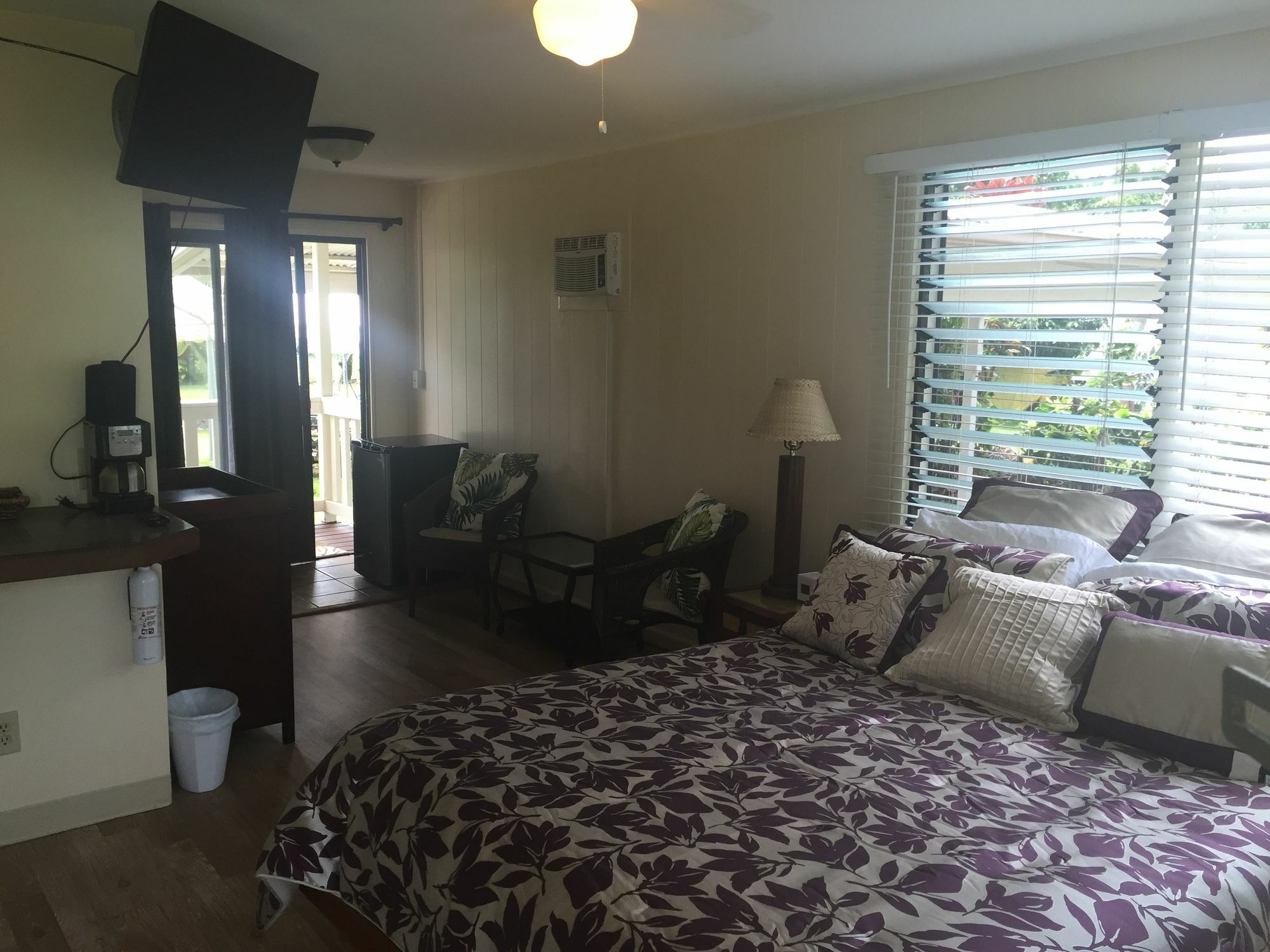 แอรอน คอตเทจ Bed & Breakfast ฮิโล ภายนอก รูปภาพ